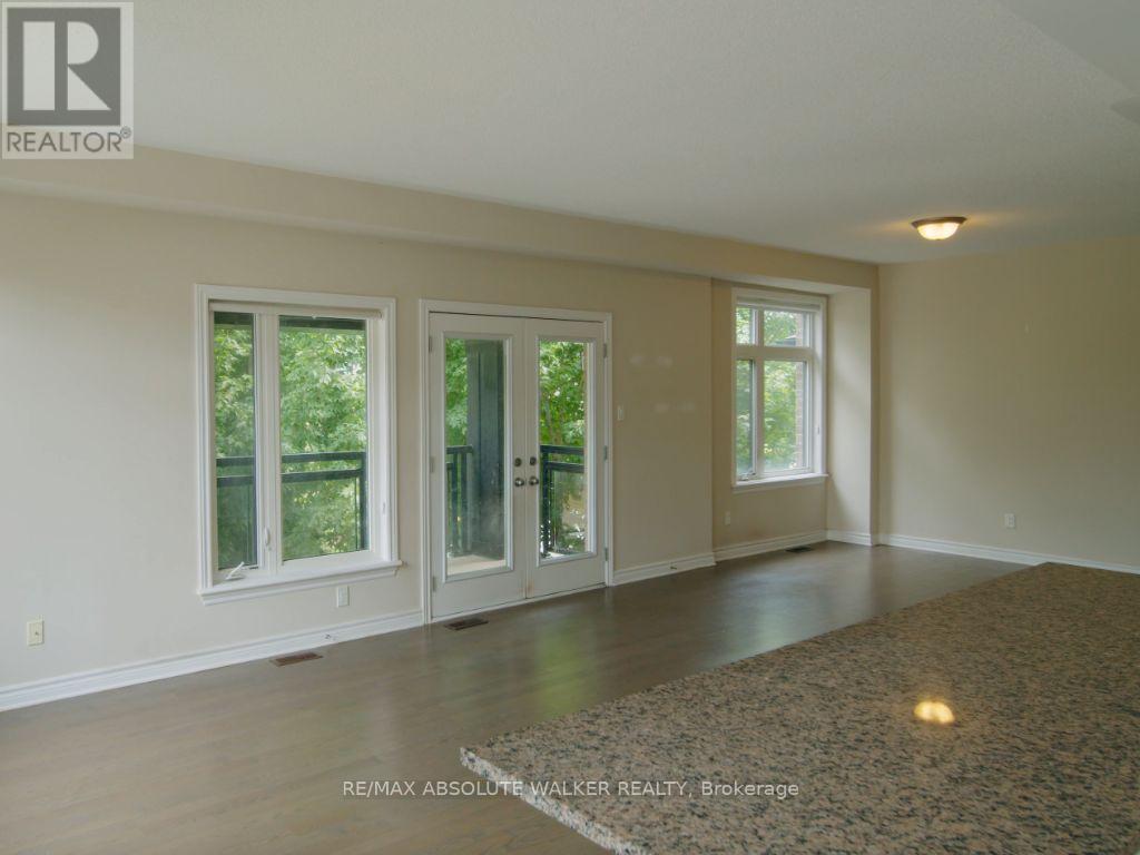 135 Wild Senna Way, Ottawa, Ontario  K2J 5Z7 - Photo 9 - X12431505
