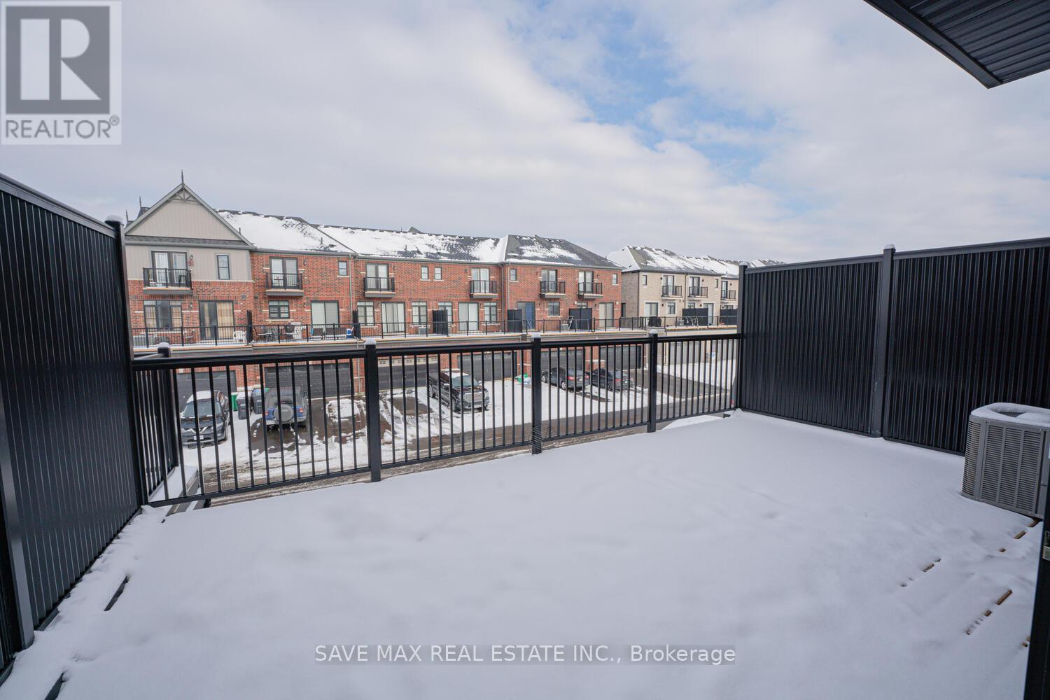 77 Minnock Street, Caledon, Ontario  L7C 4K8 - Photo 17 - W12431468