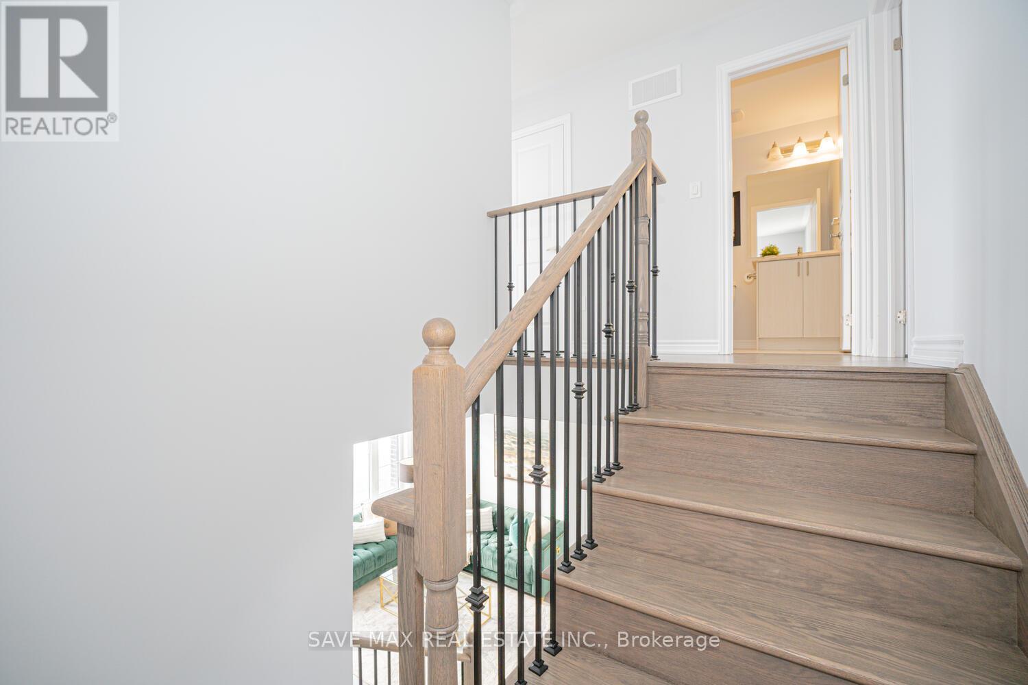 77 Minnock Street, Caledon, Ontario  L7C 4K8 - Photo 21 - W12431468