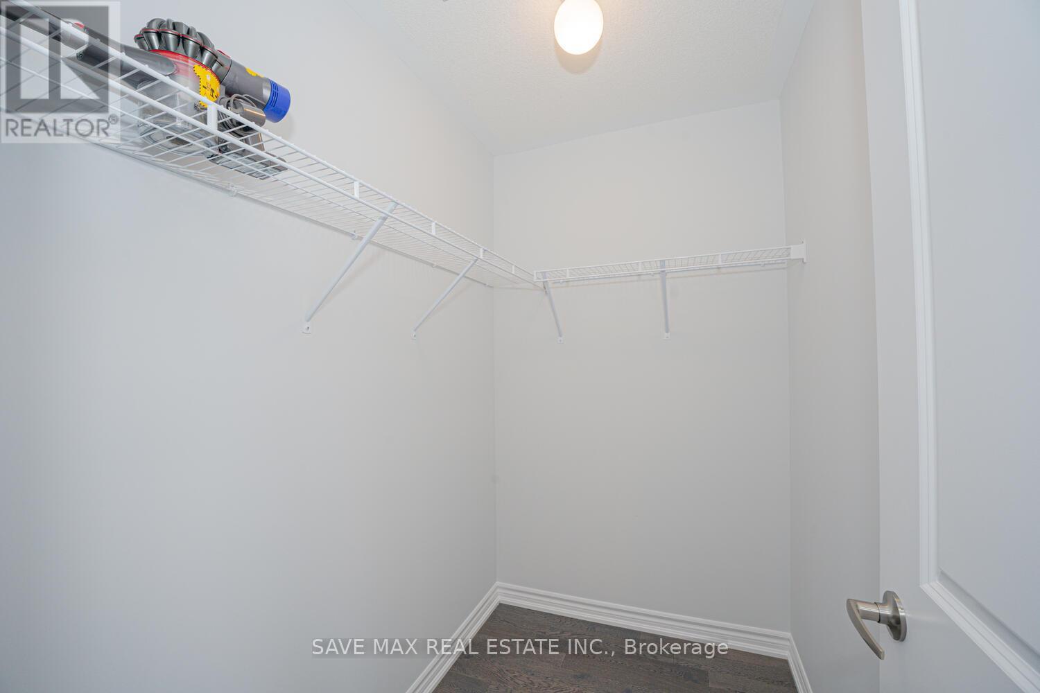 77 Minnock Street, Caledon, Ontario  L7C 4K8 - Photo 27 - W12431468