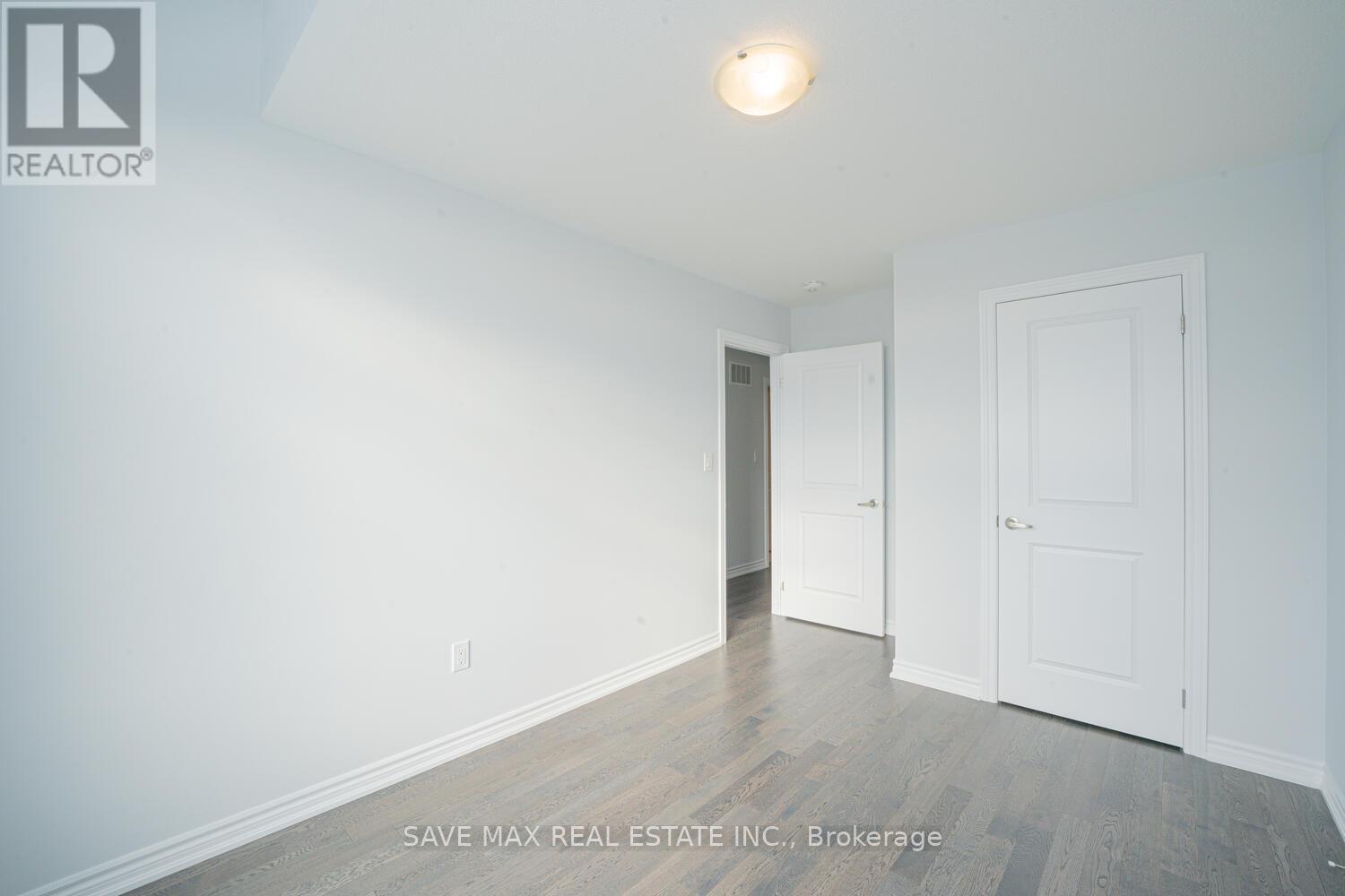 77 Minnock Street, Caledon, Ontario  L7C 4K8 - Photo 29 - W12431468