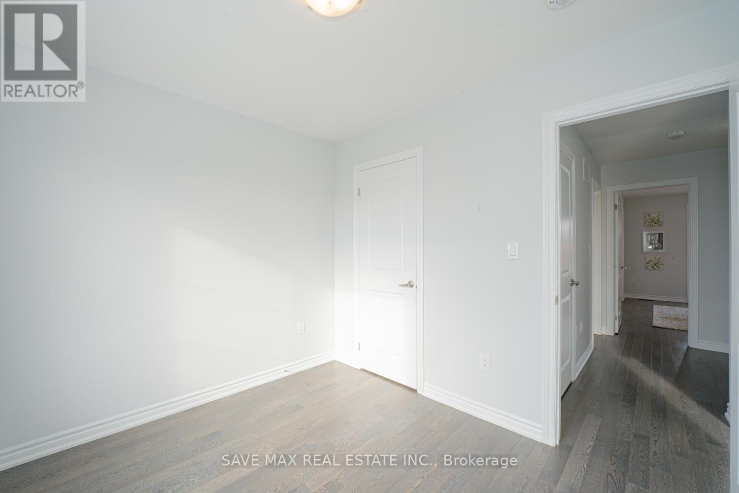 77 Minnock Street, Caledon, Ontario  L7C 4K8 - Photo 32 - W12431468