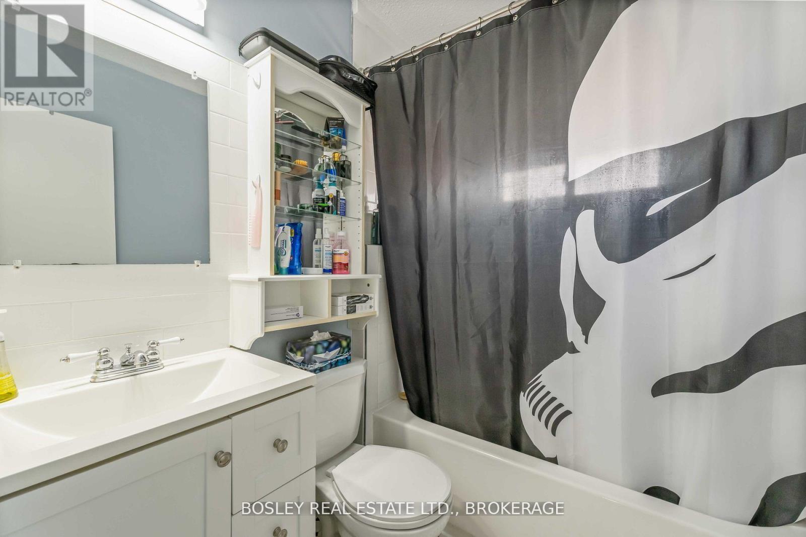 11 Keele Street, St. Catharines (Burleigh Hill), Ontario  L2T 1M6 - Photo 19 - X12431481