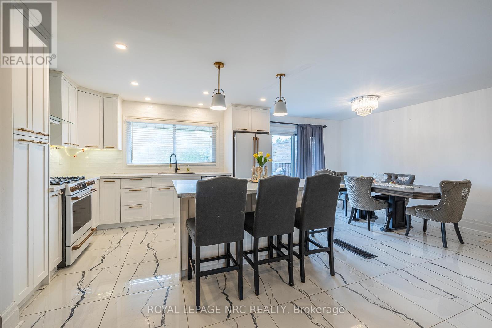3797 Wiltshire Boulevard, Niagara Falls (Casey), Ontario  L2J 3E5 - Photo 15 - X12431496