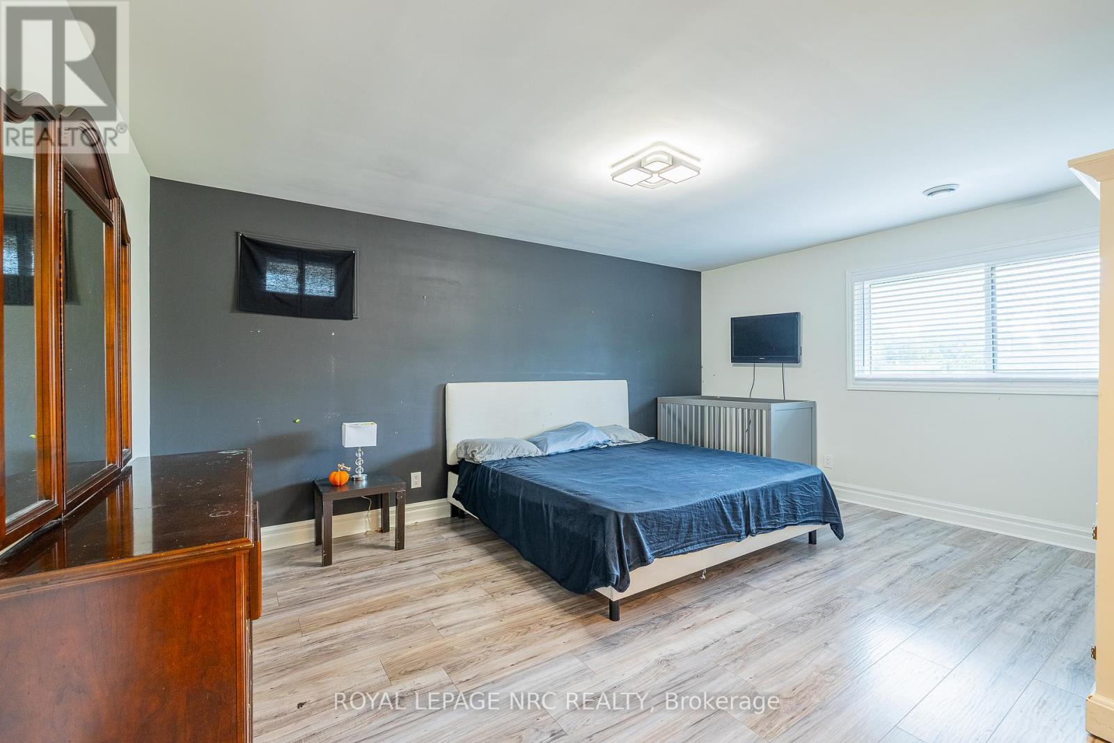 3797 Wiltshire Boulevard, Niagara Falls (Casey), Ontario  L2J 3E5 - Photo 22 - X12431496