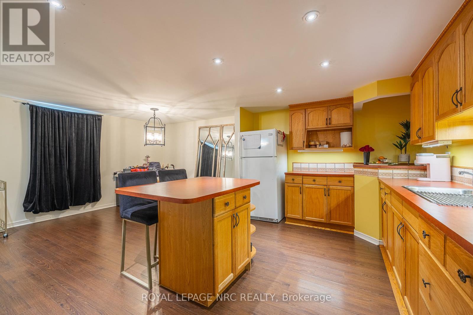 3797 Wiltshire Boulevard, Niagara Falls (Casey), Ontario  L2J 3E5 - Photo 38 - X12431496