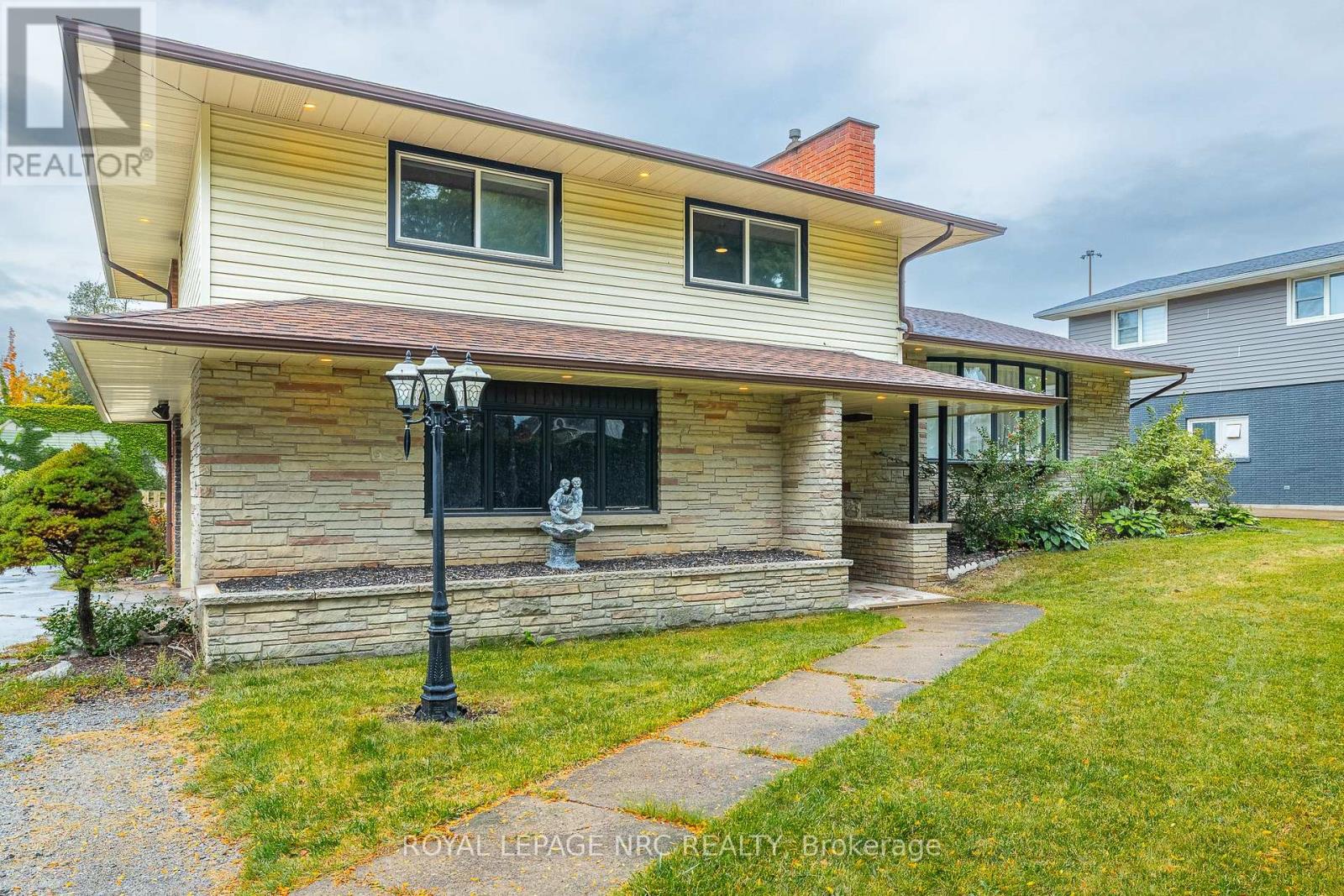 3797 Wiltshire Boulevard, Niagara Falls (Casey), Ontario  L2J 3E5 - Photo 6 - X12431496