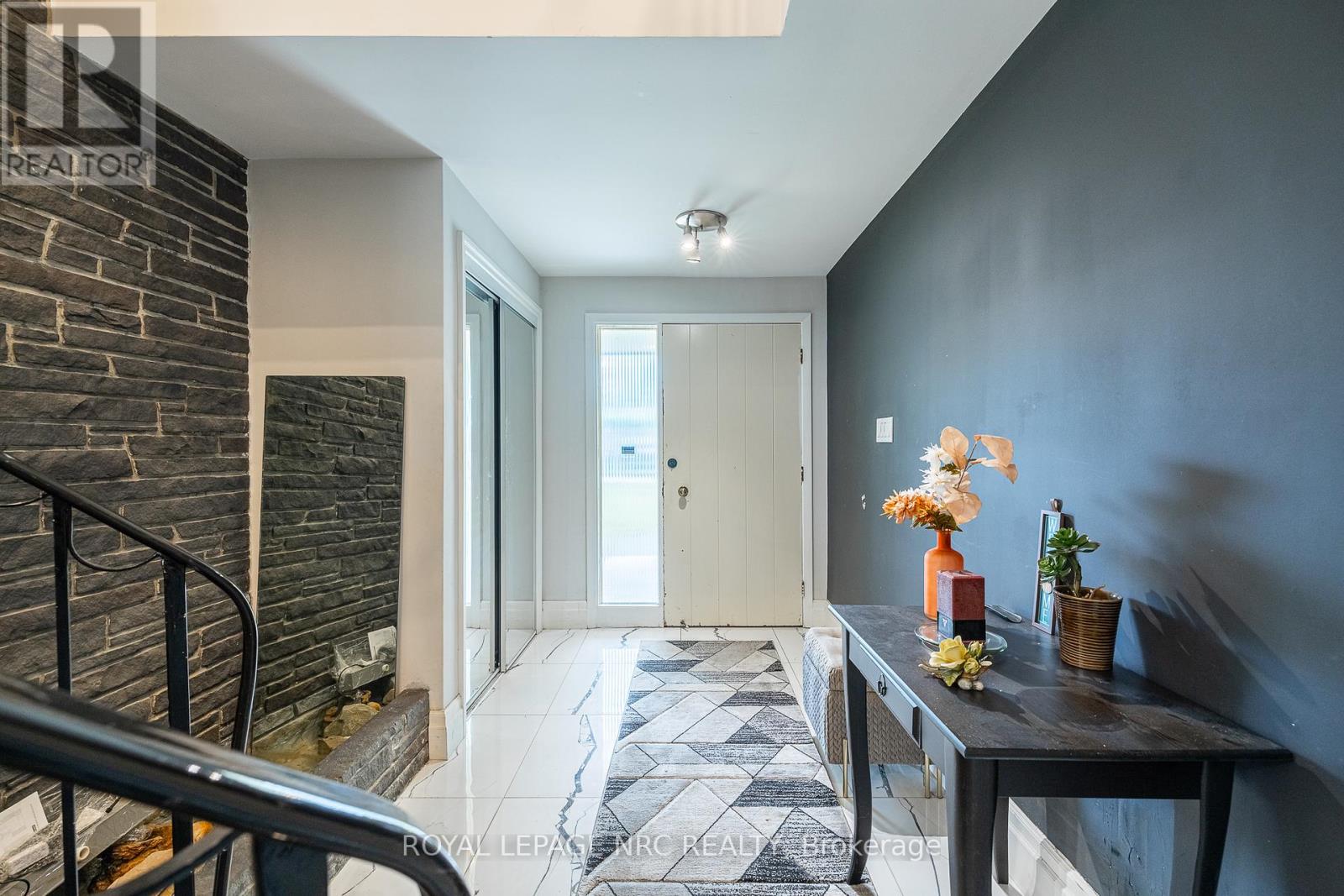 3797 Wiltshire Boulevard, Niagara Falls (Casey), Ontario  L2J 3E5 - Photo 7 - X12431496