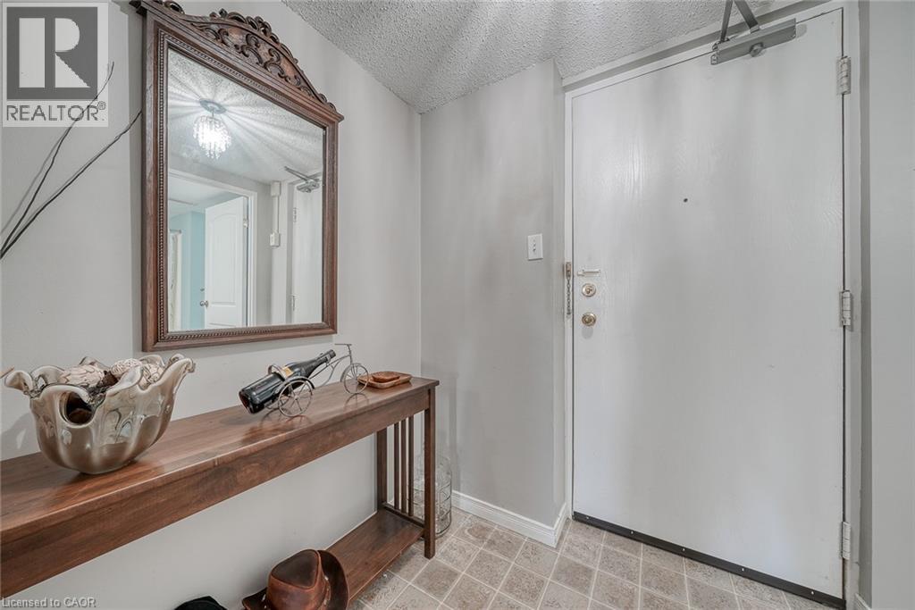 163 Ferguson Drive Unit# B6, Woodstock, Ontario  N4V 1B1 - Photo 4 - 40773270