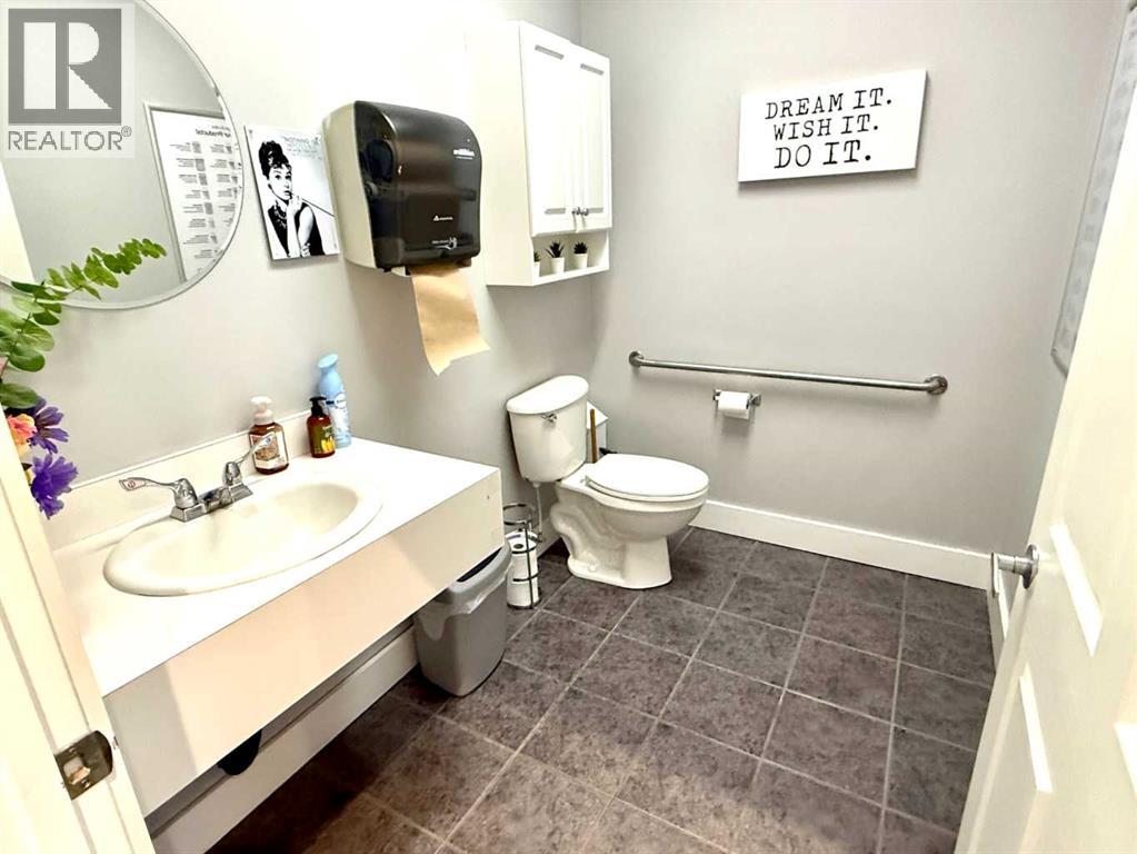 A105, 5212 48 Street, Red Deer, Alberta  T4N 7C3 - Photo 13 - A2260523