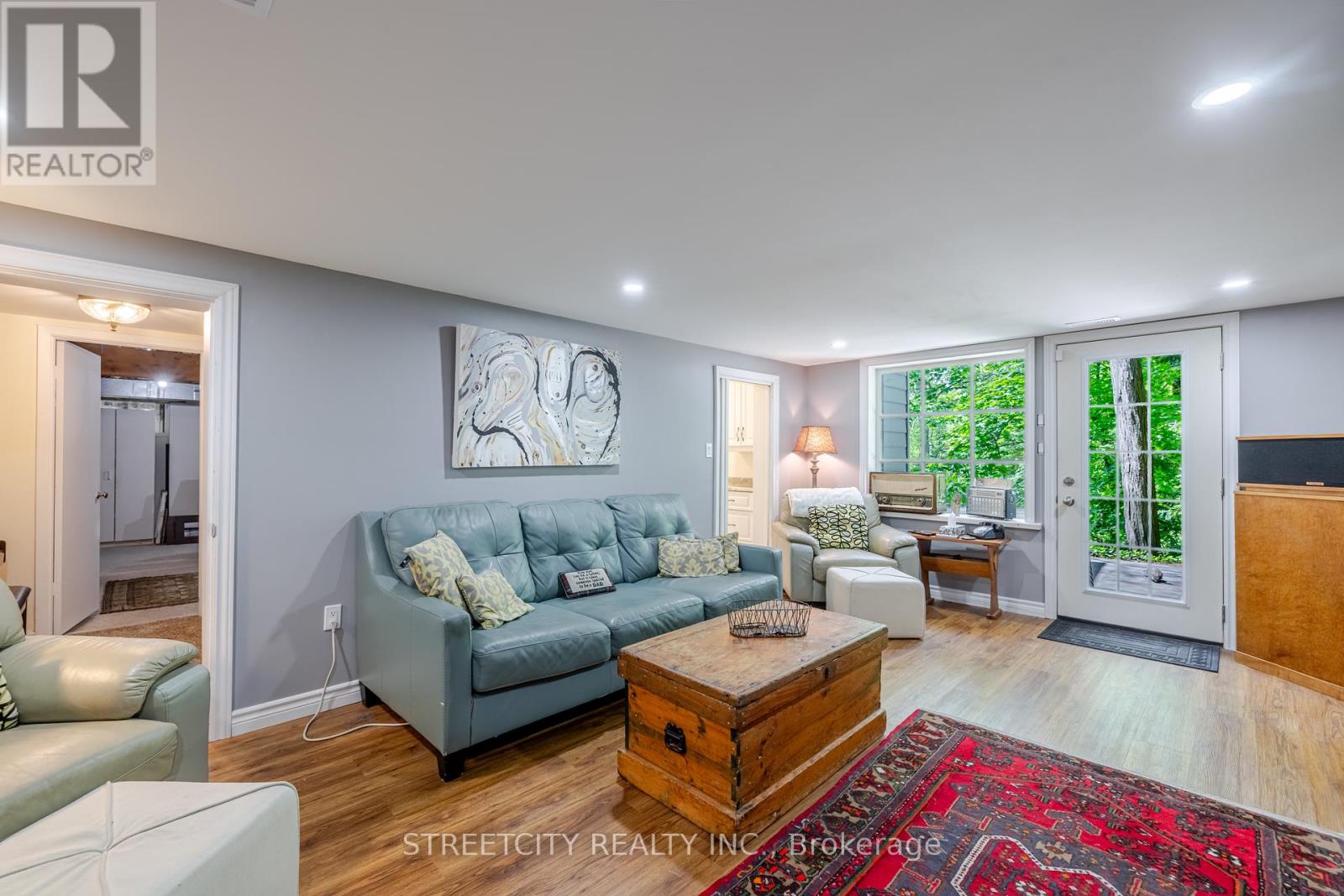 2 Grosvenor Street, London East, Ontario  N6A 1Y4 - Photo 24 - X12390683