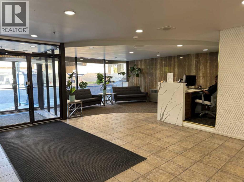 2412, 221 6 Avenue Se, Calgary, Alberta  T2G 4Z9 - Photo 3 - A2250698