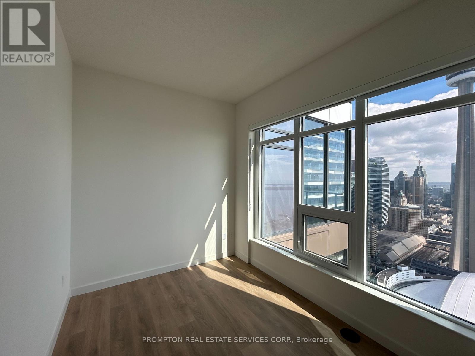 6106 - 3 Concord Cityplace Way, Toronto (Waterfront Communities), Ontario  M5V 0X4 - Photo 17 - C12431483