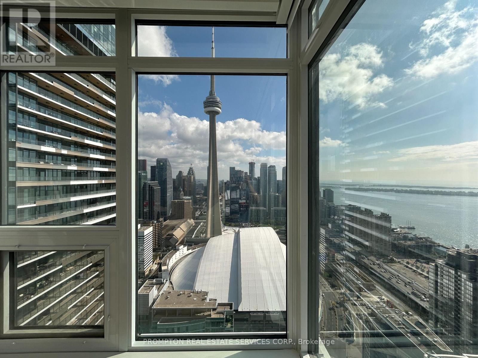 6106 - 3 Concord Cityplace Way, Toronto (Waterfront Communities), Ontario  M5V 0X4 - Photo 21 - C12431483