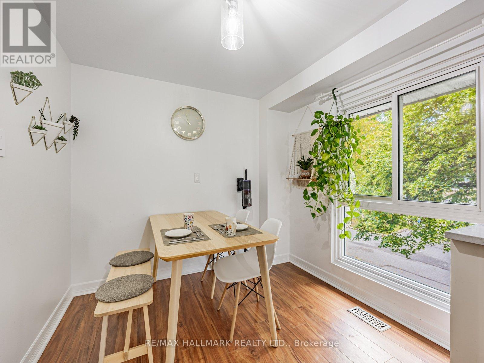119 Wild Briar Way, Toronto, Ontario  M2J 2L2 - Photo 10 - C12431499