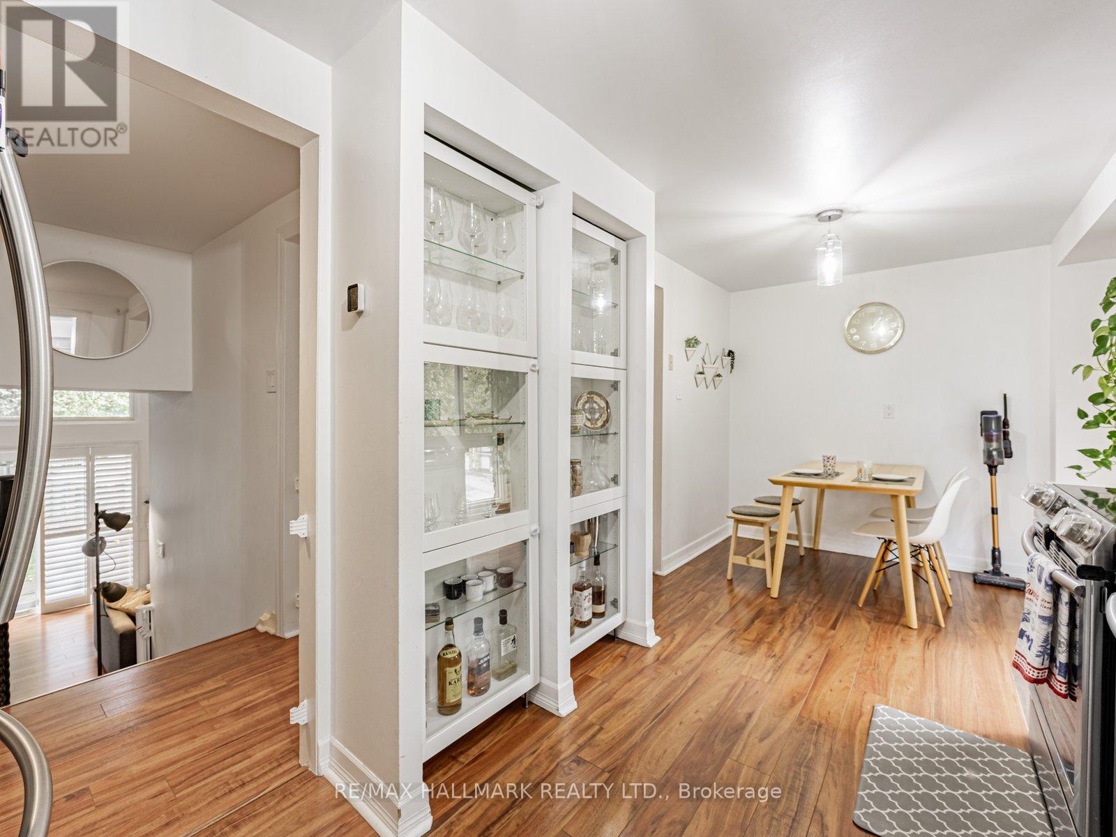 119 Wild Briar Way, Toronto, Ontario  M2J 2L2 - Photo 11 - C12431499