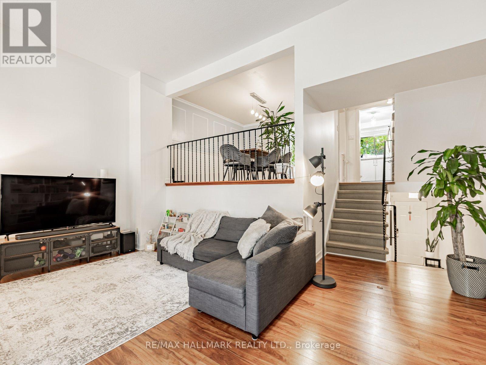 119 Wild Briar Way, Toronto, Ontario  M2J 2L2 - Photo 3 - C12431499