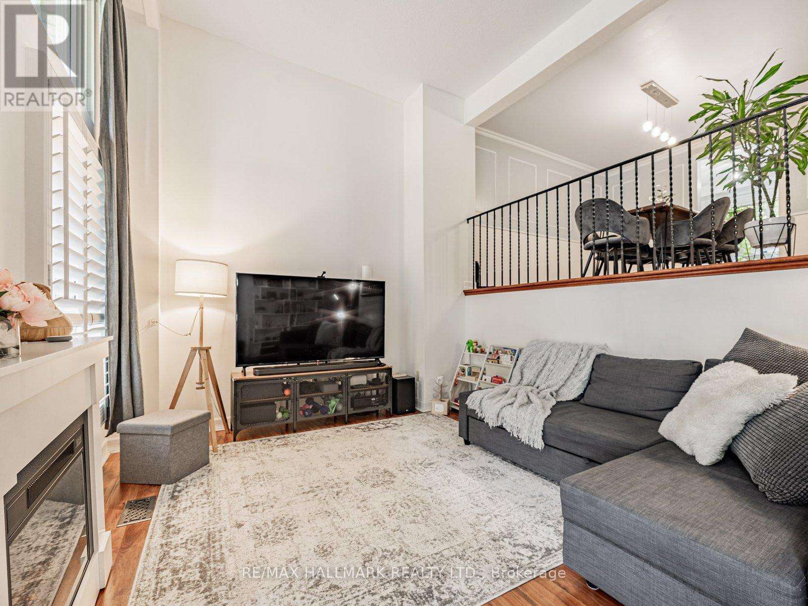 119 Wild Briar Way, Toronto, Ontario  M2J 2L2 - Photo 5 - C12431499