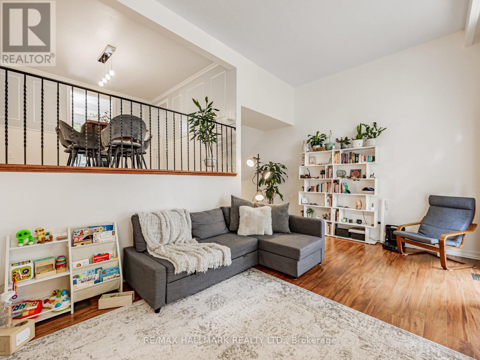 119 Wild Briar Way, Toronto, Ontario  M2J 2L2 - Photo 6 - C12431499
