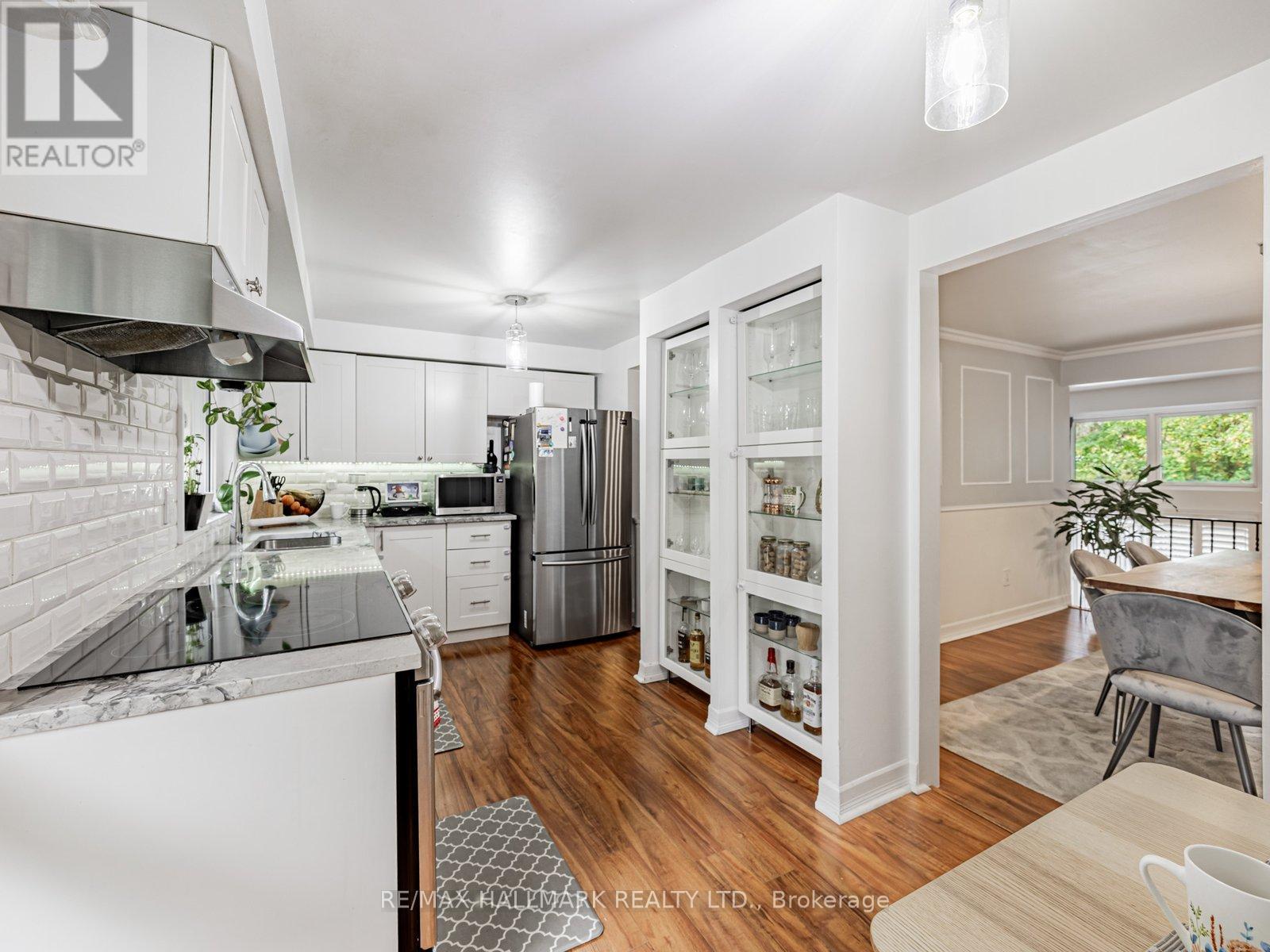 119 Wild Briar Way, Toronto, Ontario  M2J 2L2 - Photo 9 - C12431499