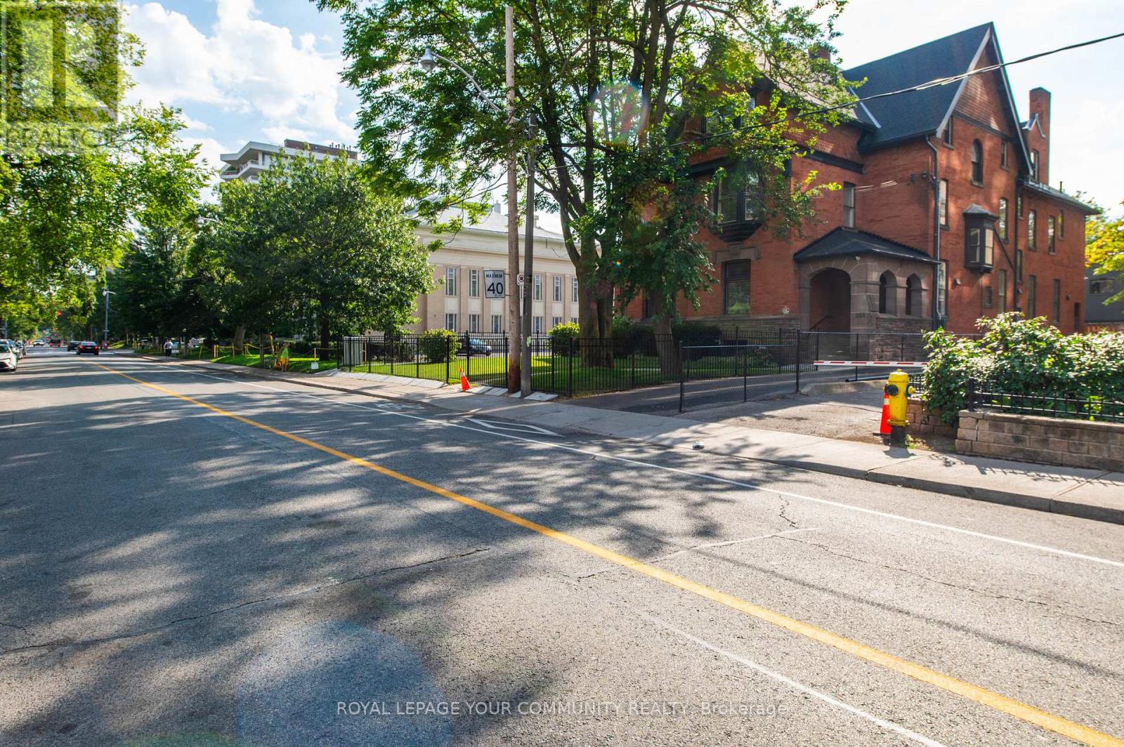 109 - 204 St. George Street, Toronto (Annex), Ontario  M5R 2N5 - Photo 13 - C12431510
