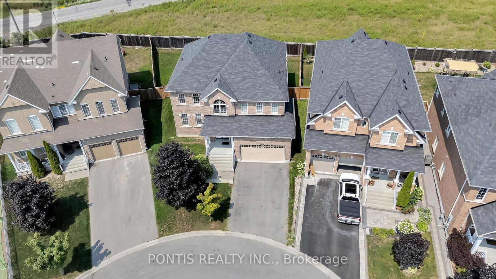 2051 Hunking Court, Oshawa, Ontario  L1K 0V3 - Photo 4 - E12431515