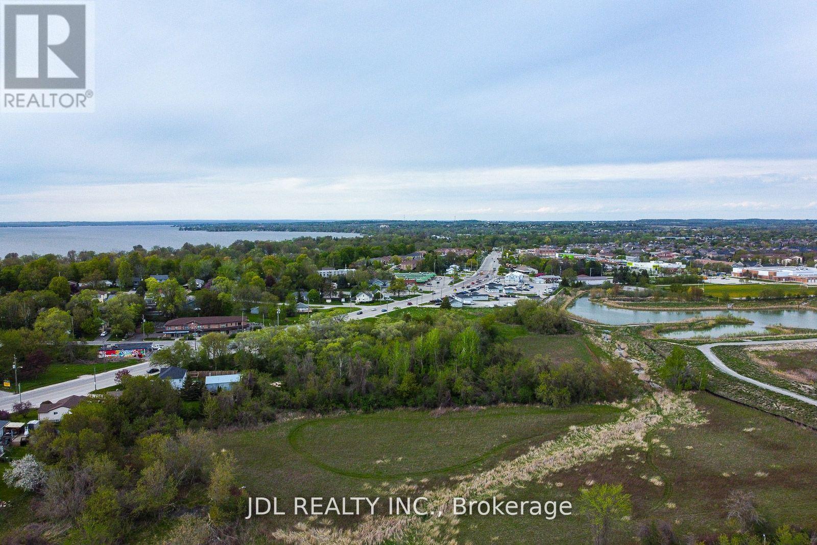 52 Bill Guy Drive, Georgina, Ontario  L4P 0J1 - Photo 18 - N12431474