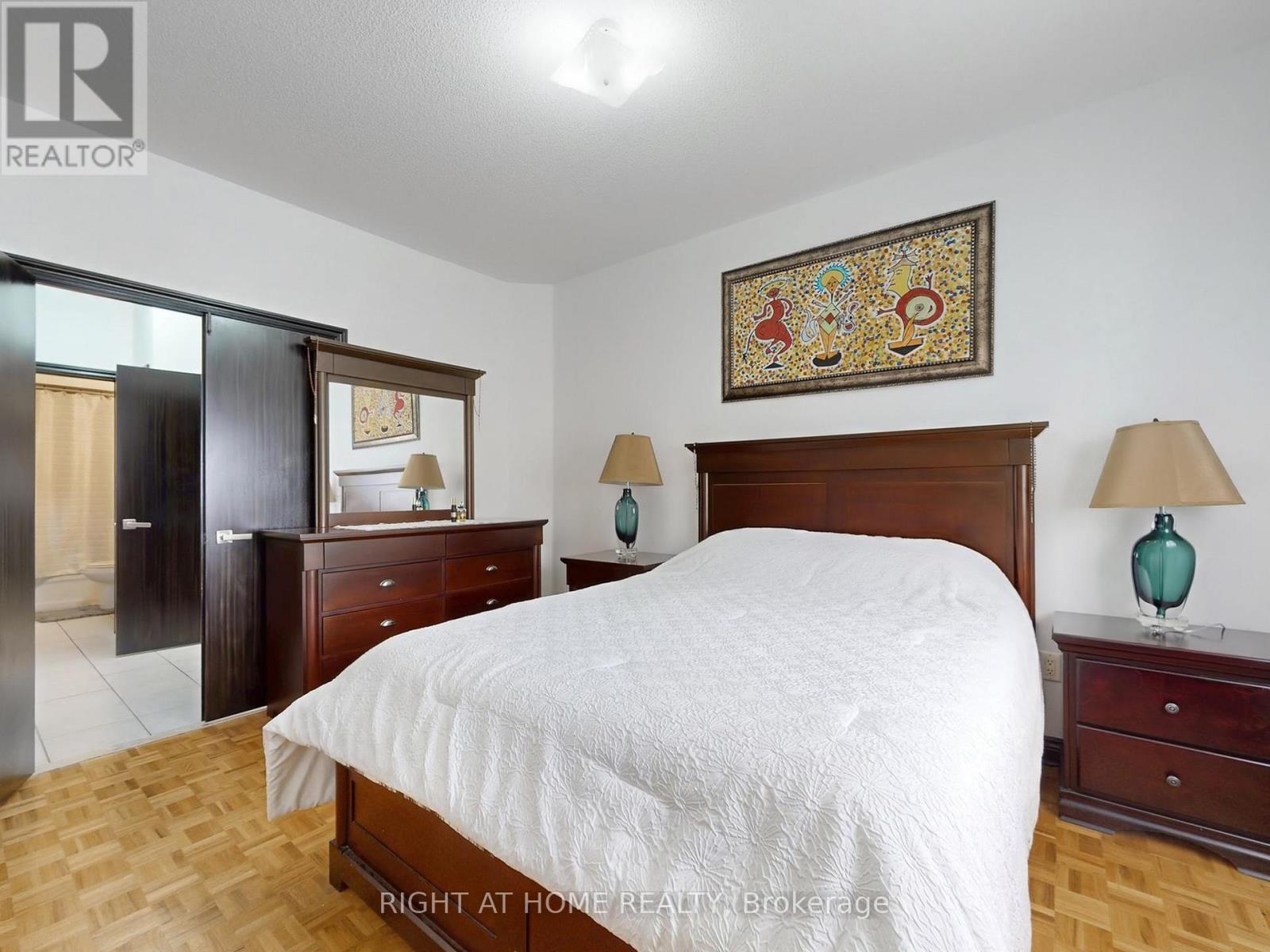 14 - 9 Amalfi Court, Vaughan, Ontario  L4L 9S2 - Photo 22 - N12431476