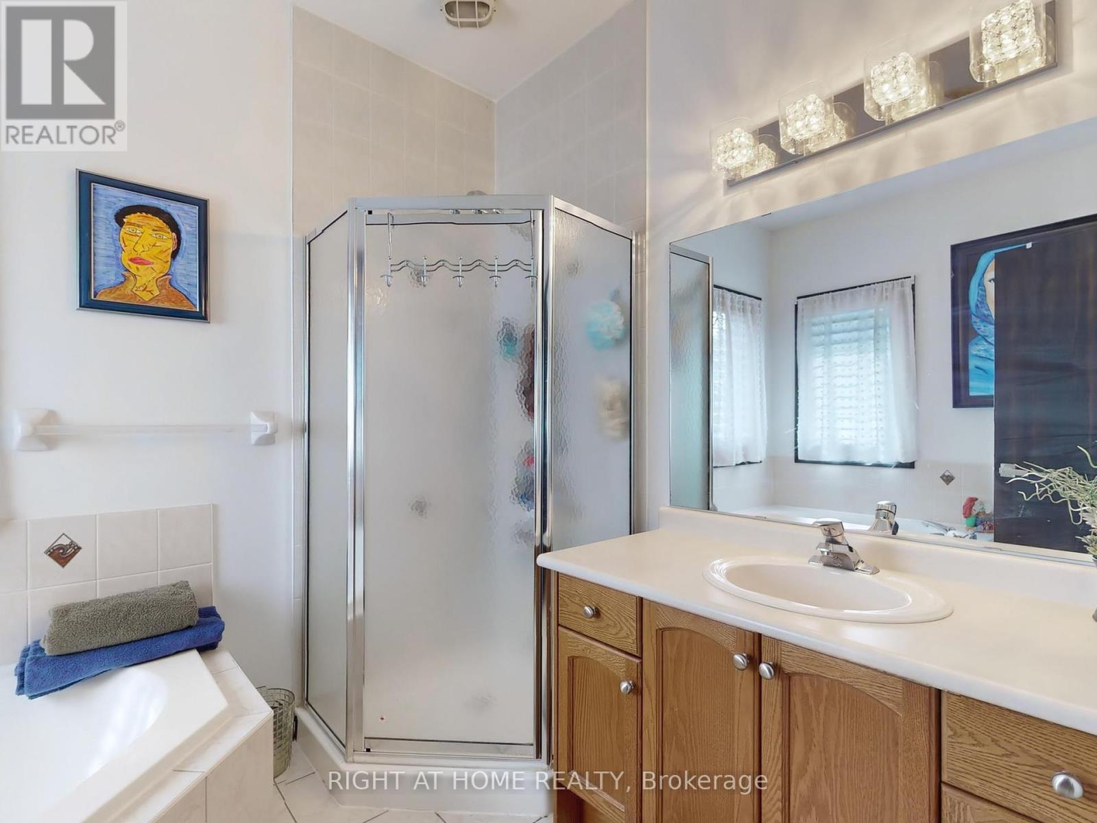 14 - 9 Amalfi Court, Vaughan, Ontario  L4L 9S2 - Photo 23 - N12431476