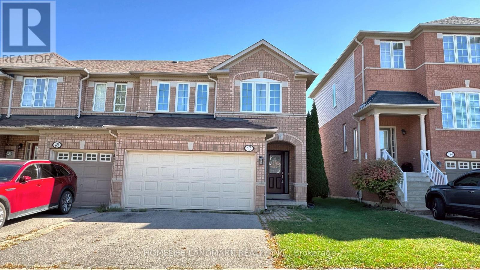 43 Millcliff Circle, Aurora, Ontario  L4G 7N7 - Photo 1 - N12431477