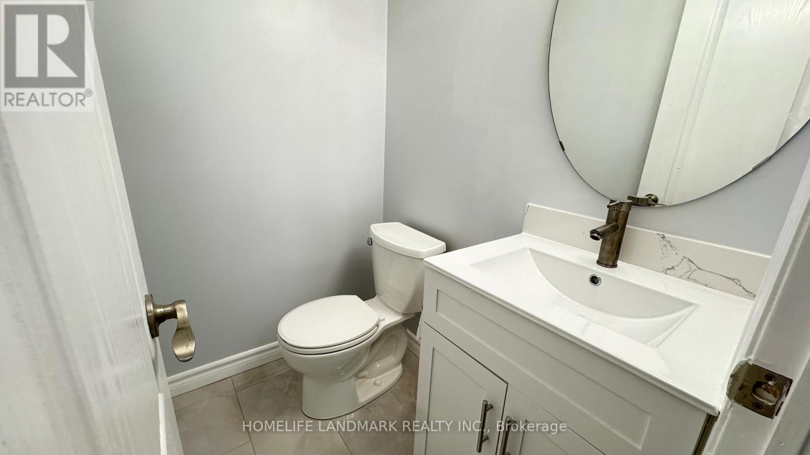 43 Millcliff Circle, Aurora, Ontario  L4G 7N7 - Photo 13 - N12431477