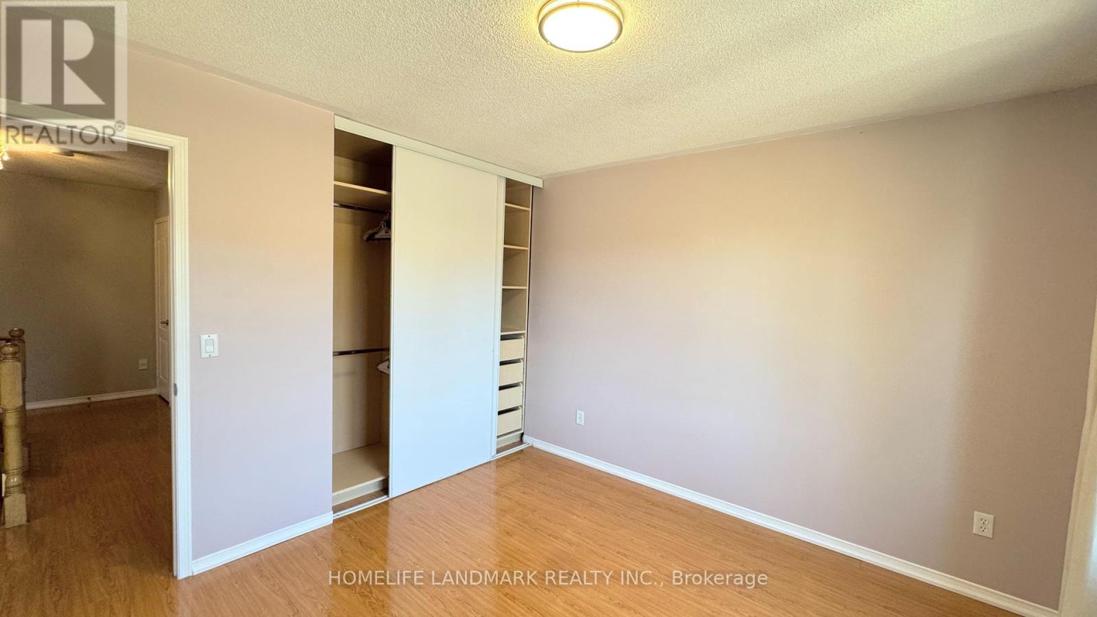 43 Millcliff Circle, Aurora, Ontario  L4G 7N7 - Photo 22 - N12431477