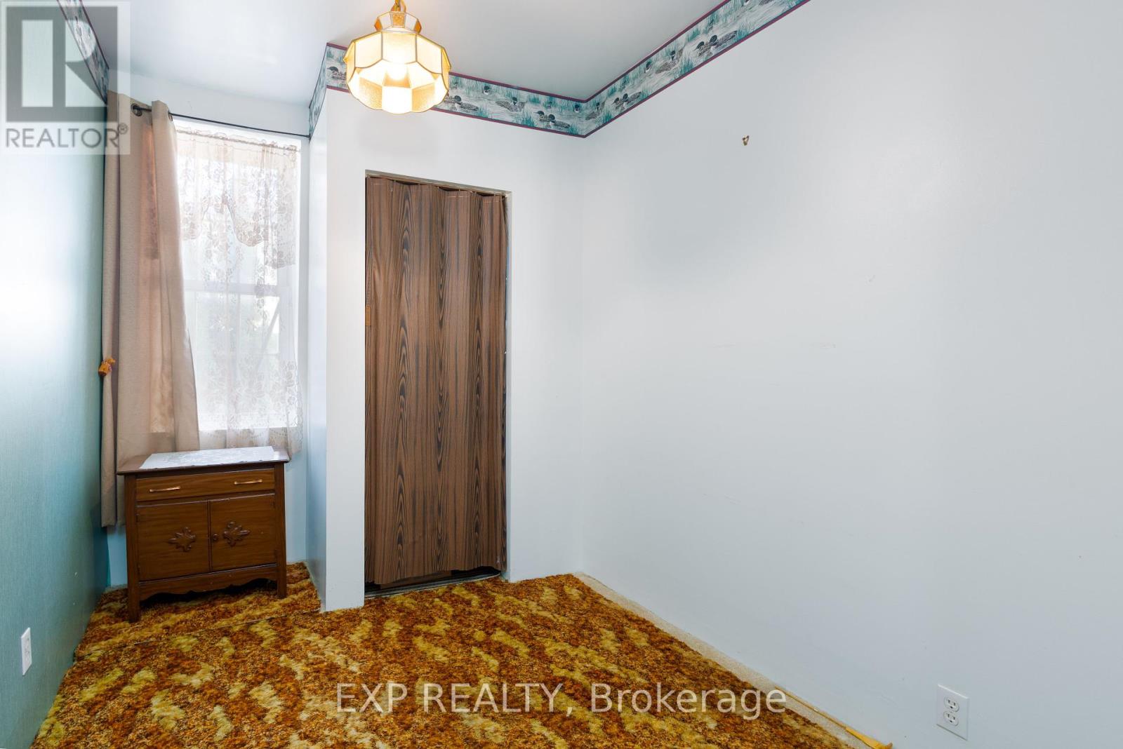 6823 Main Street, Whitchurch-Stouffville, Ontario  L4A 7G4 - Photo 13 - N12431479