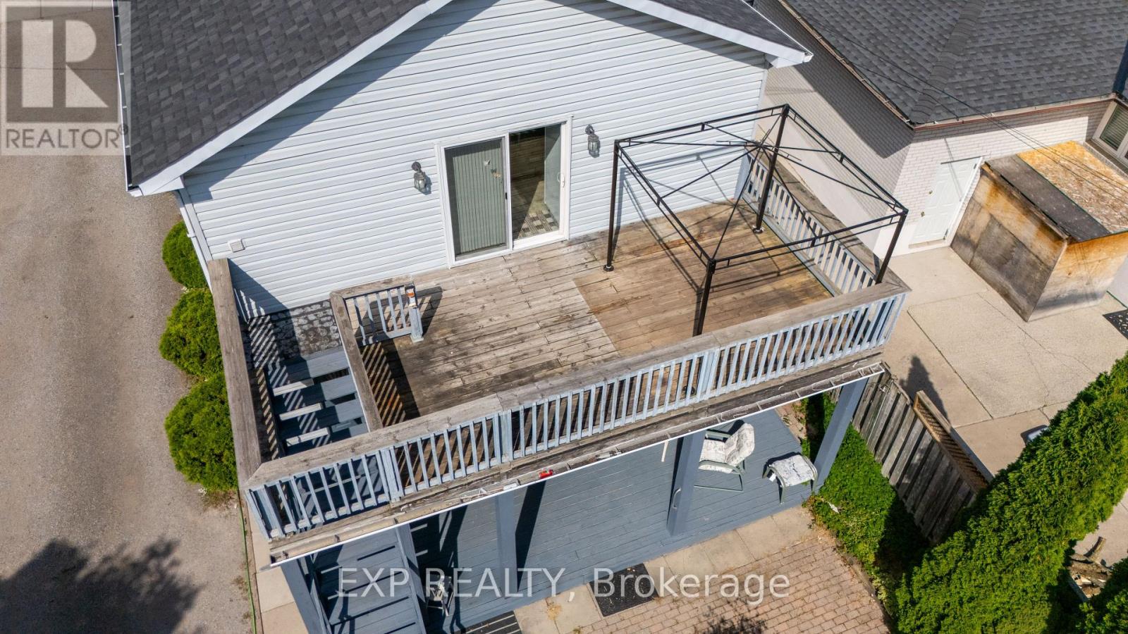 6823 Main Street, Whitchurch-Stouffville, Ontario  L4A 7G4 - Photo 17 - N12431479