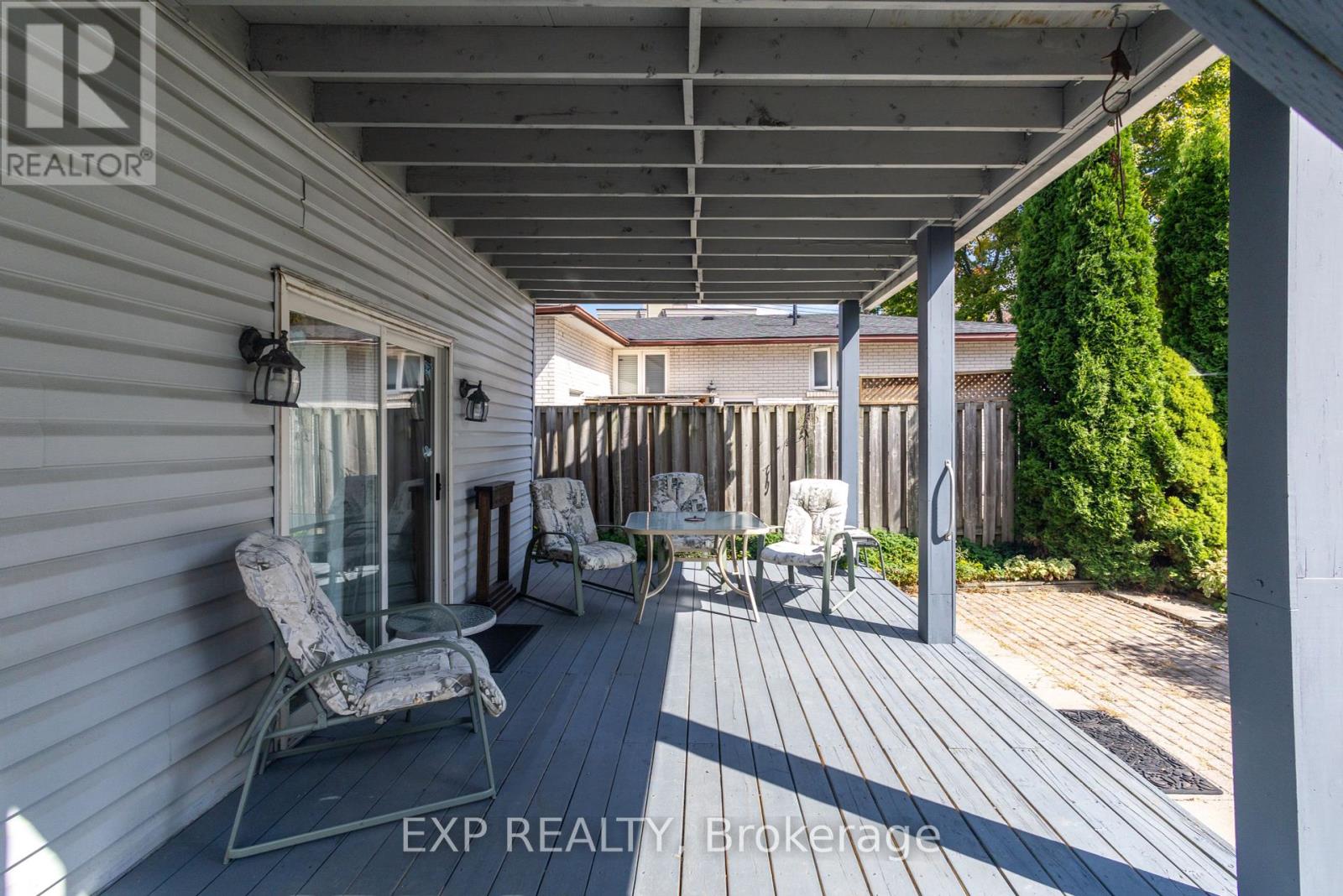 6823 Main Street, Whitchurch-Stouffville, Ontario  L4A 7G4 - Photo 8 - N12431479