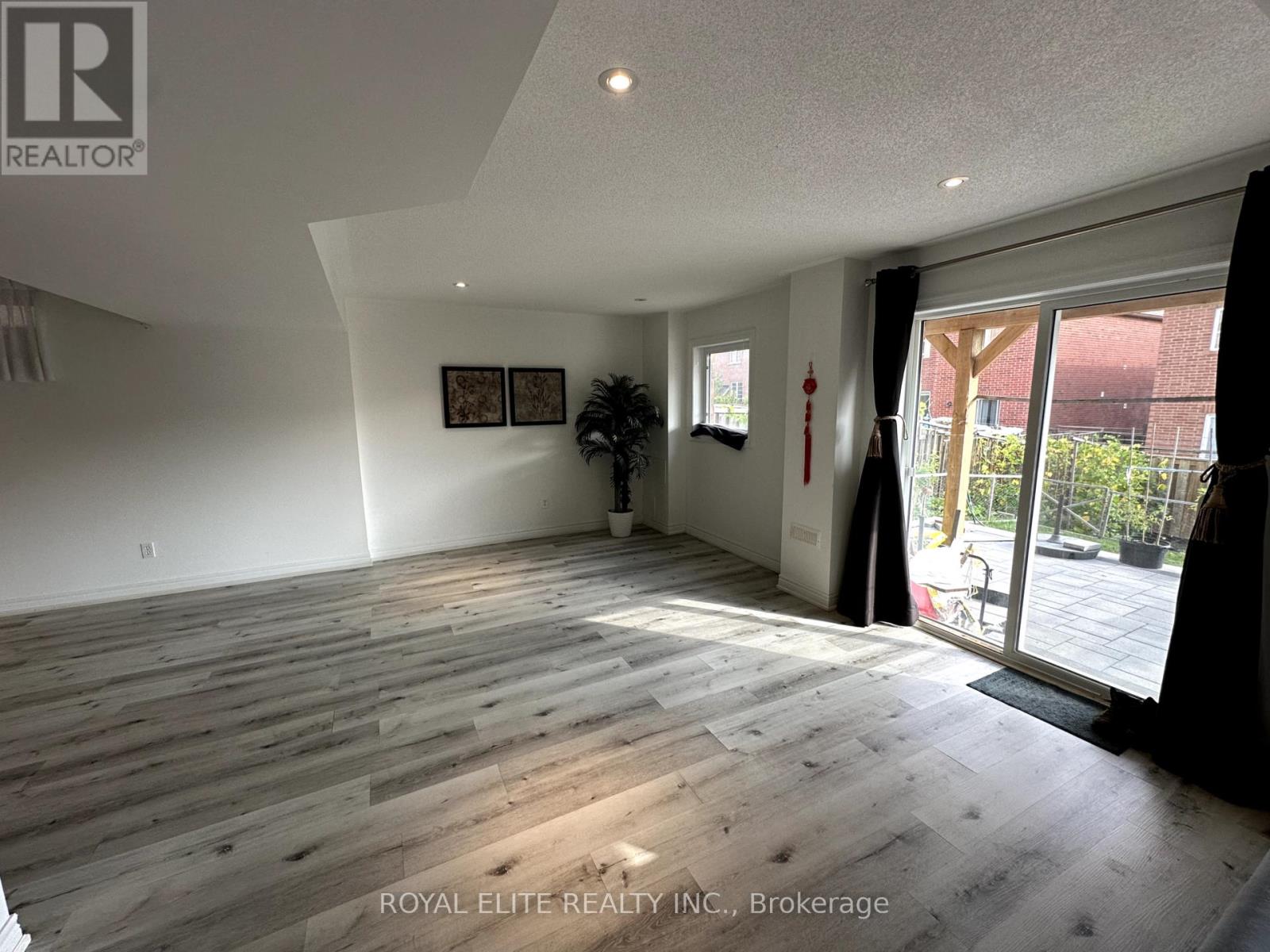 Basement - 196 Colesbrook Road, Richmond Hill, Ontario  L4S 0C2 - Photo 4 - N12431482