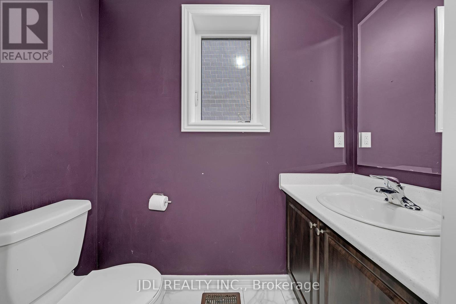24 Forest Edge Crescent, East Gwillimbury, Ontario  L9N 1R8 - Photo 27 - N12431507