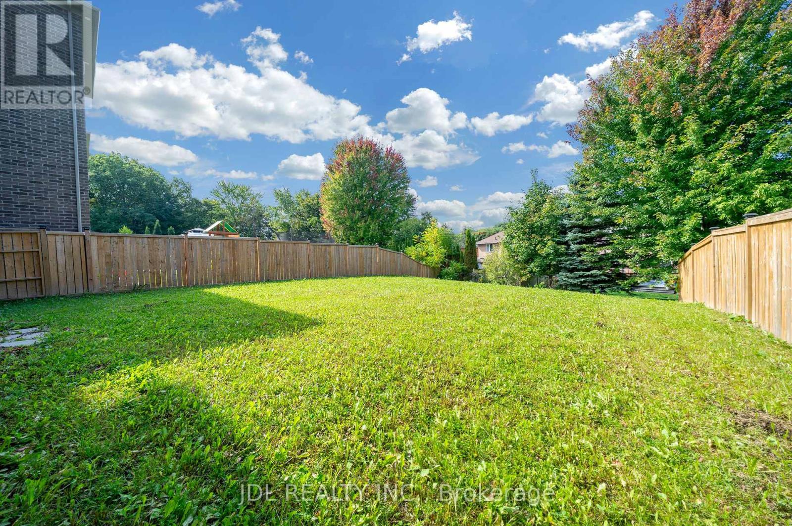 24 Forest Edge Crescent, East Gwillimbury, Ontario  L9N 1R8 - Photo 48 - N12431507