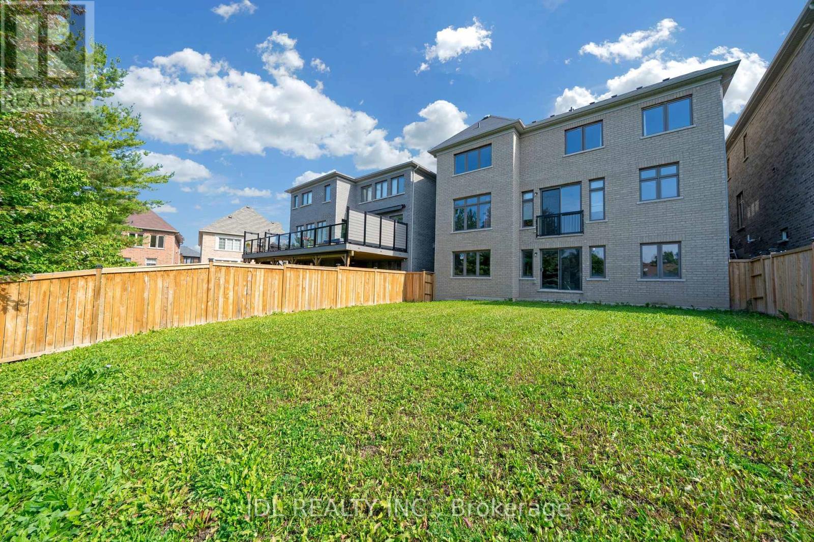 24 Forest Edge Crescent, East Gwillimbury, Ontario  L9N 1R8 - Photo 49 - N12431507