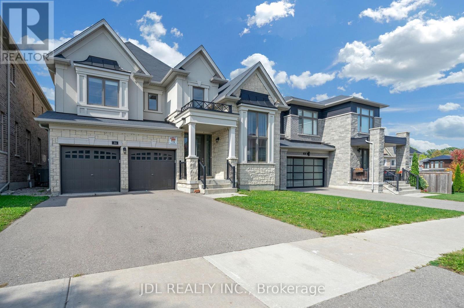 24 Forest Edge Crescent, East Gwillimbury, Ontario  L9N 1R8 - Photo 5 - N12431507