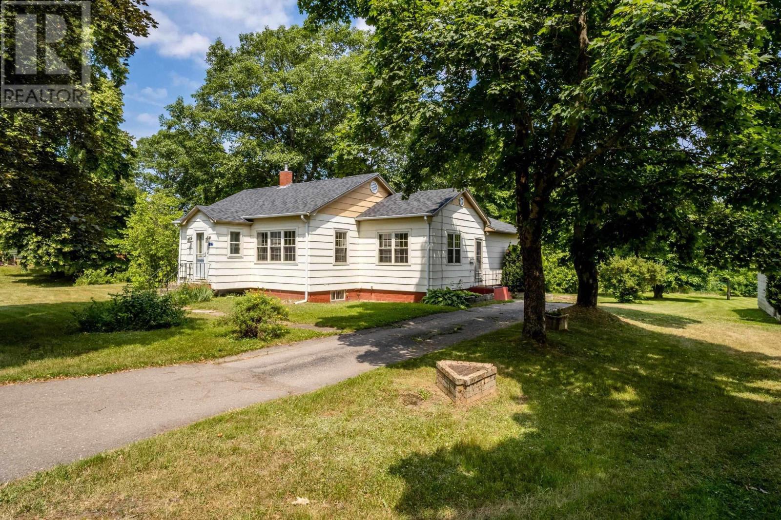 122 Maple Avenue, Berwick, Nova Scotia  B0P 1E0 - Photo 2 - 202522254