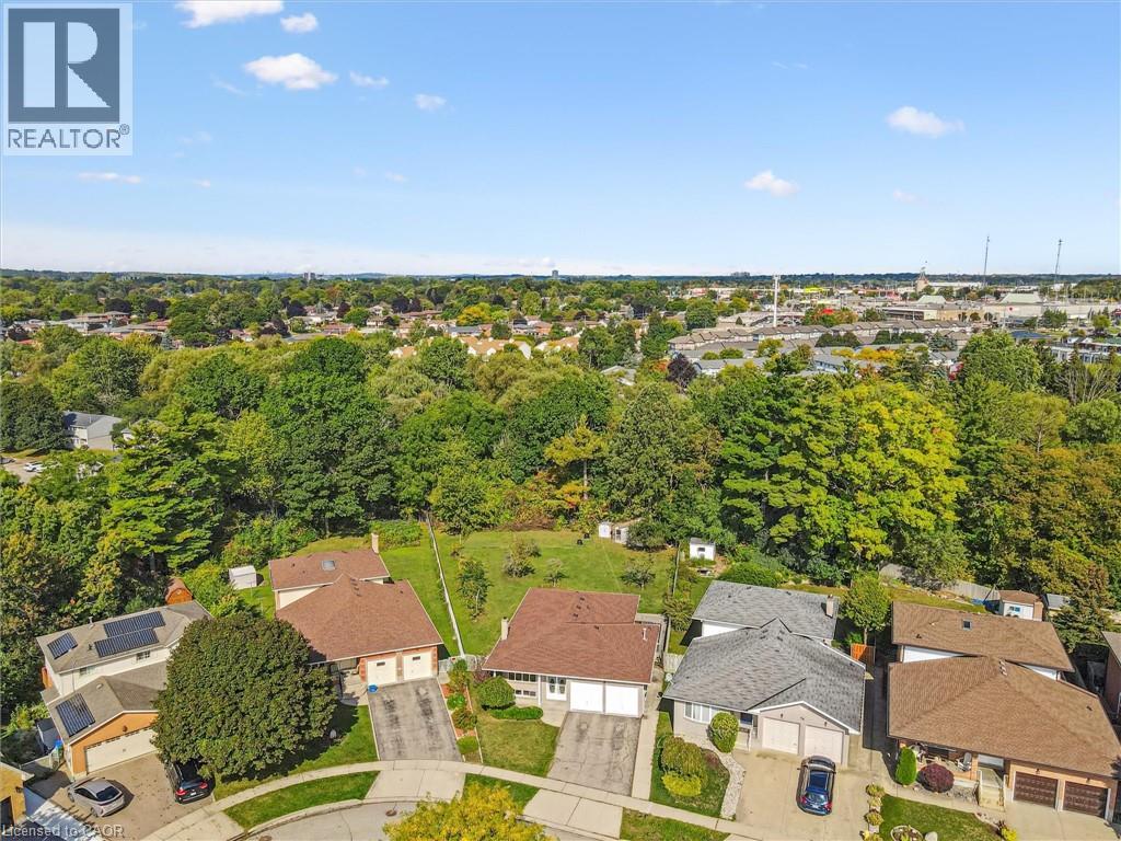 42 Azores Crescent, Cambridge, Ontario  N1R 7Z4 - Photo 2 - 40773327