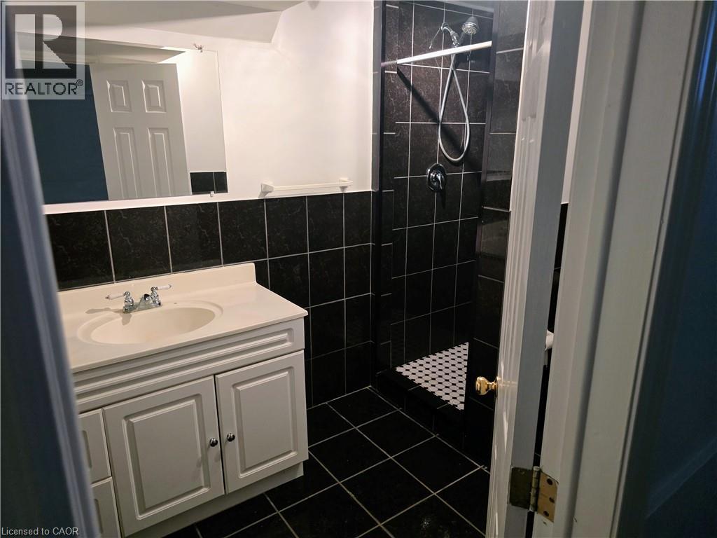 157 Langlaw Drive, Cambridge, Ontario  N1P 1E8 - Photo 24 - 40750989