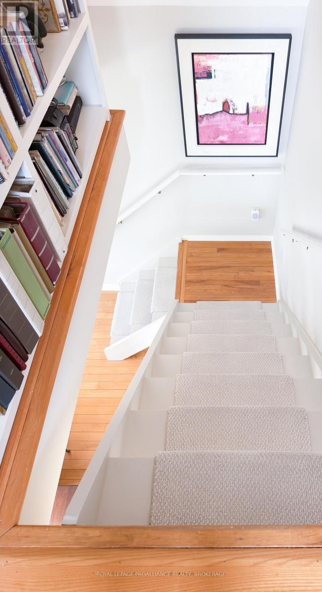 111 Big Hill Road, Front Of Leeds & Seeleys Bay, Ontario  K0H 2N0 - Photo 32 - X12431518