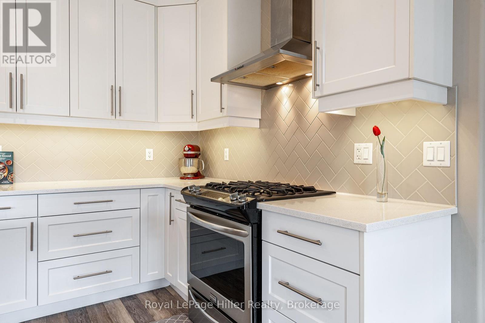 3 Orr Street, Stratford, Ontario  N5A 0C6 - Photo 10 - X12431557