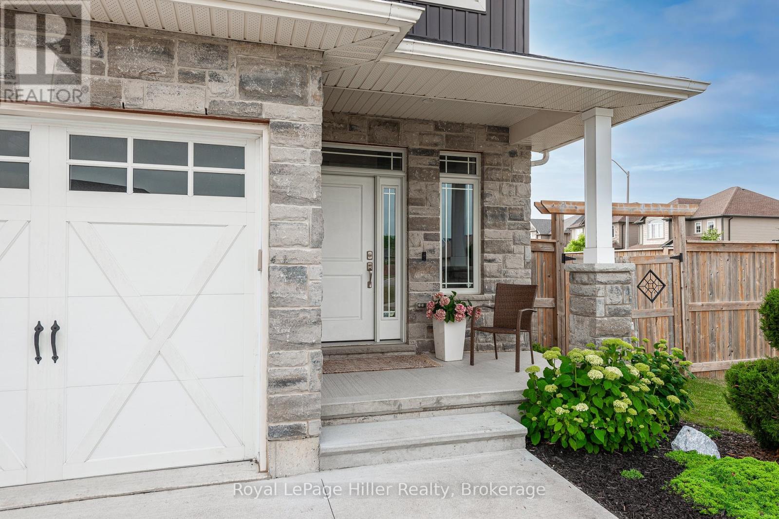 3 Orr Street, Stratford, Ontario  N5A 0C6 - Photo 3 - X12431557