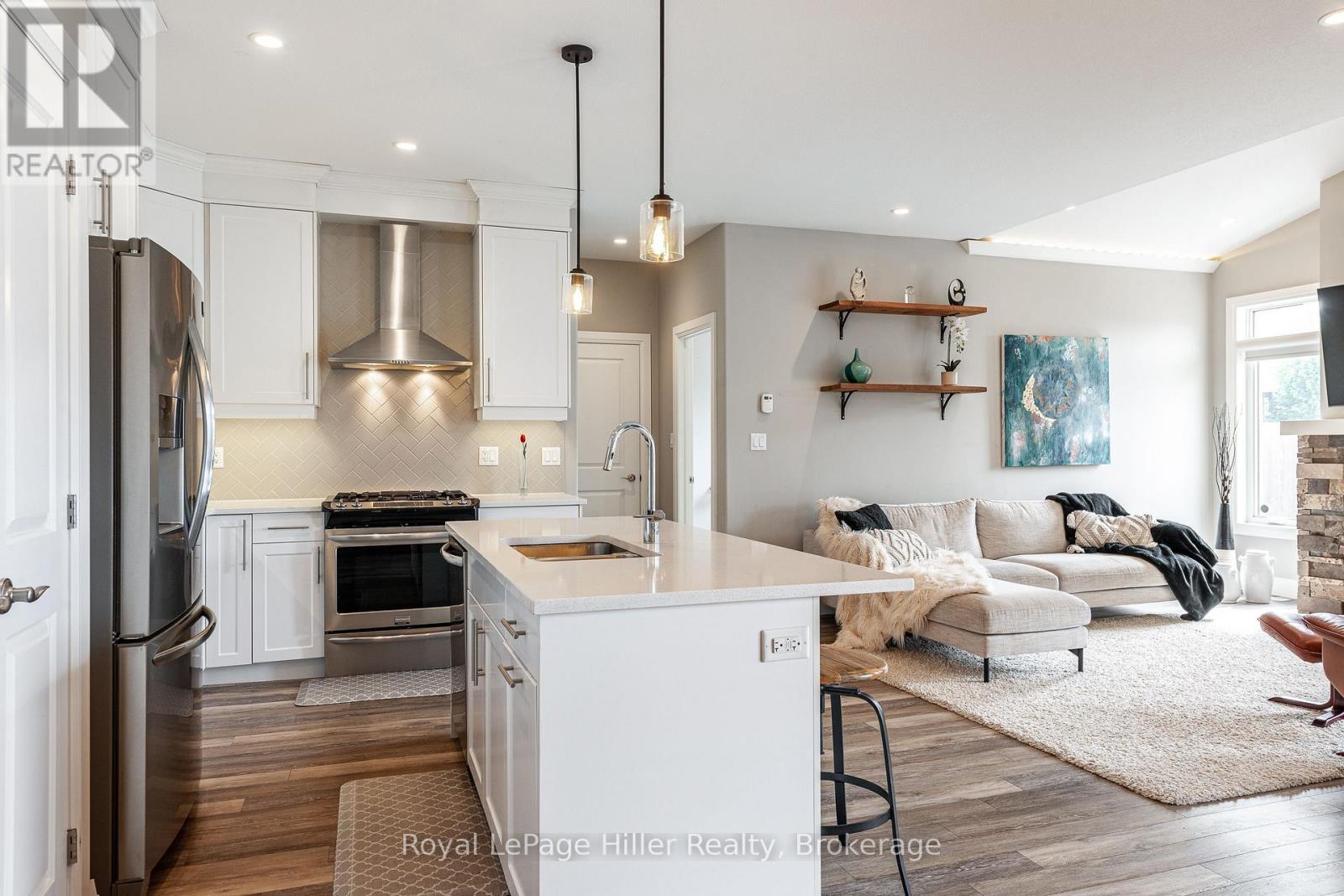3 Orr Street, Stratford, Ontario  N5A 0C6 - Photo 6 - X12431557