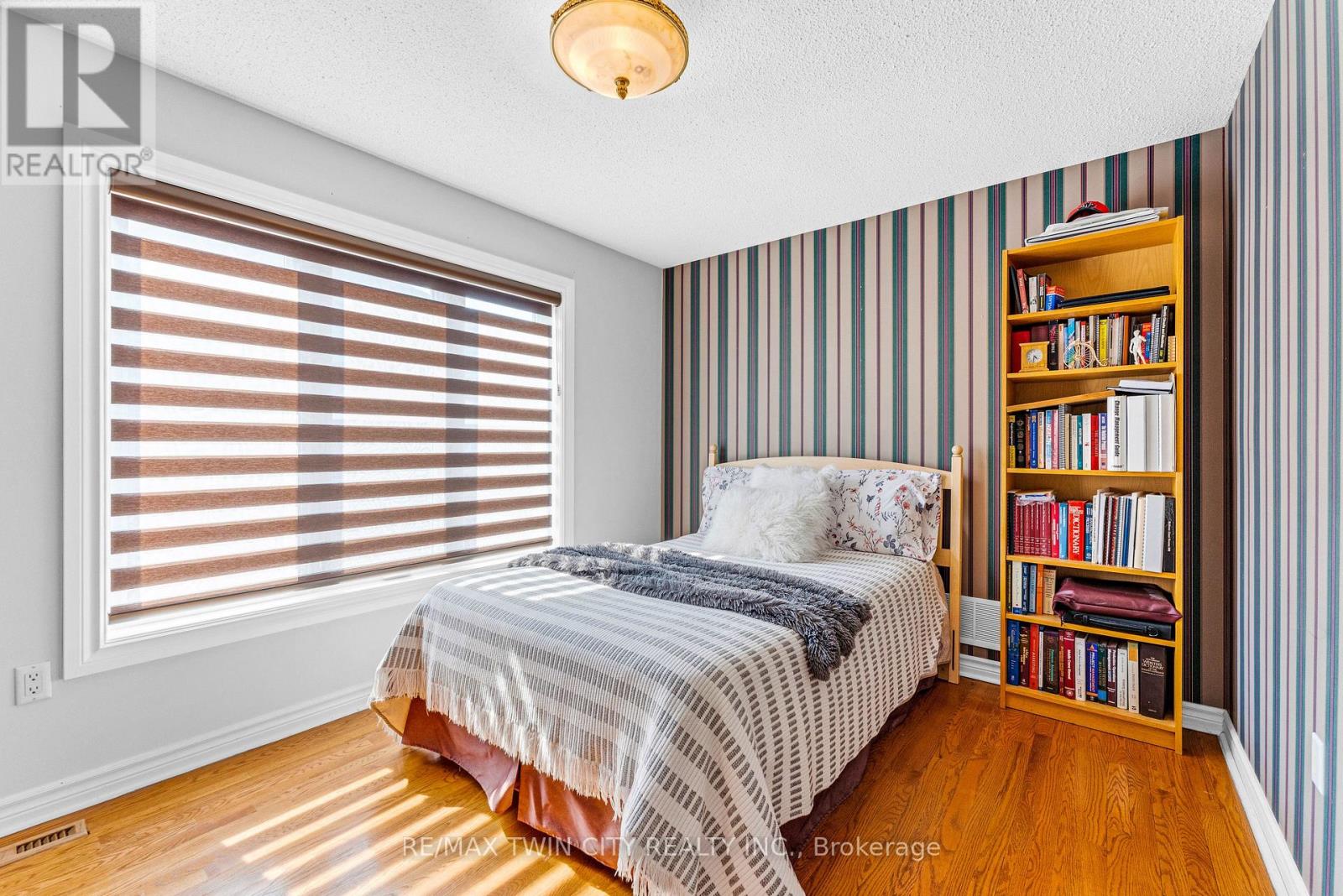 670 Peter Robertson Boulevard, Brampton, Ontario  L6R 1L8 - Photo 18 - W12431486