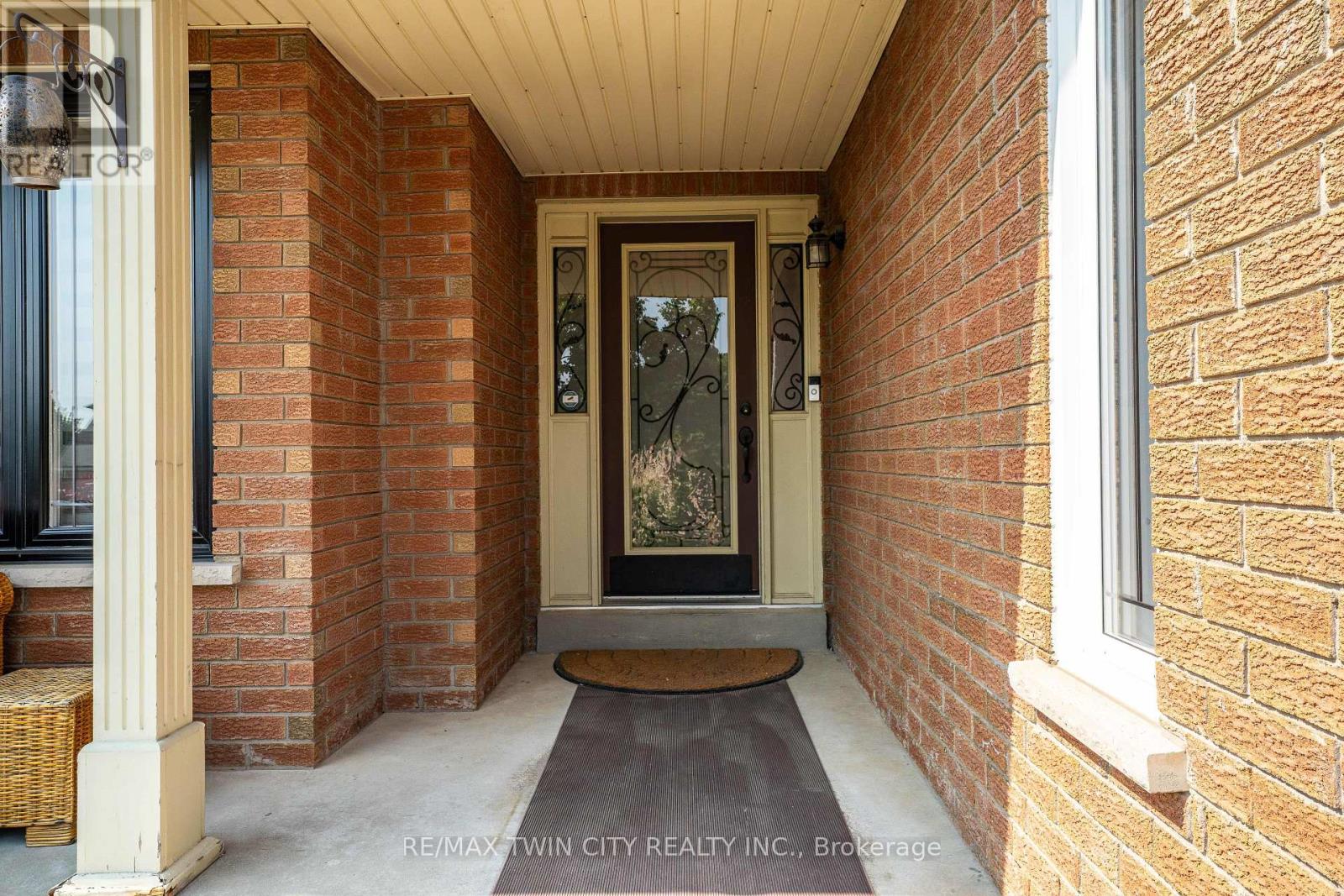 670 Peter Robertson Boulevard, Brampton, Ontario  L6R 1L8 - Photo 4 - W12431486