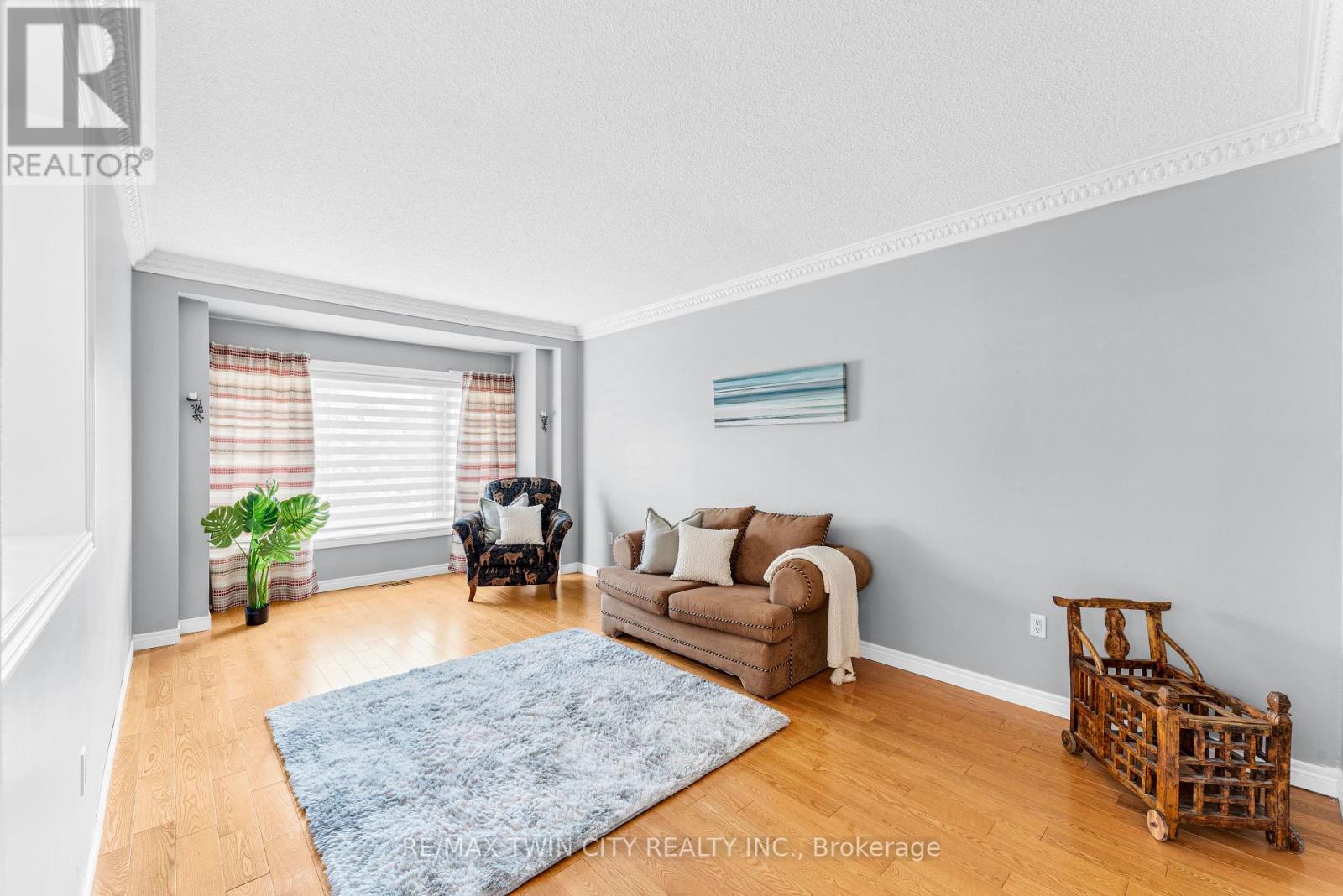 670 Peter Robertson Boulevard, Brampton, Ontario  L6R 1L8 - Photo 8 - W12431486